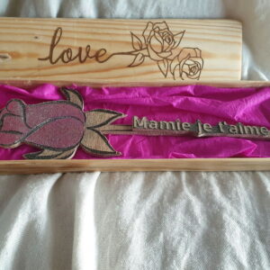 Rose gravée – Mamie je t'aime