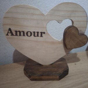 Coeur sur socle gravé